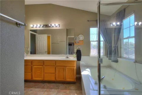 Bath - 4529 Sun Ray, Salida, CA 95368 photo 7 of 10