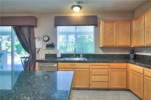 Kitchen - 4529 Sun Ray, Salida, CA 95368 photo 6 of 7