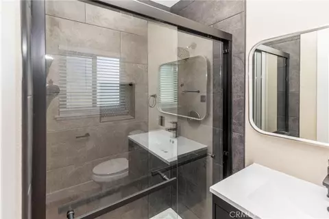 Bath - 1163 W 25th, Merced, CA 95340 photo 1 of 3