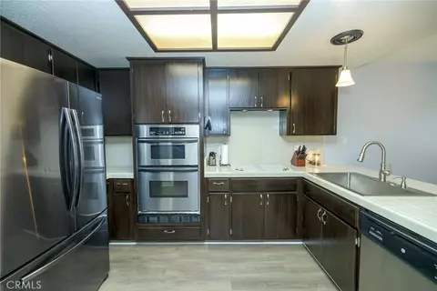 Kitchen - 3350 M #42, Merced, CA 95348 photo 3 of 4