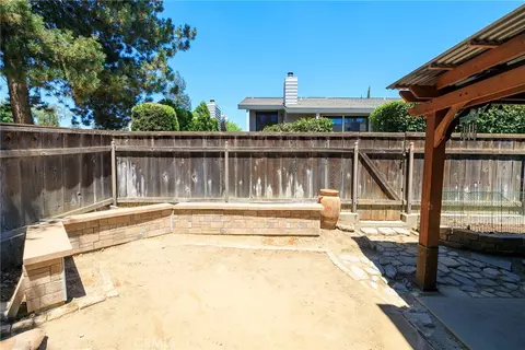 Exterior - 3350 M #42, Merced, CA 95348 photo 2 of 3