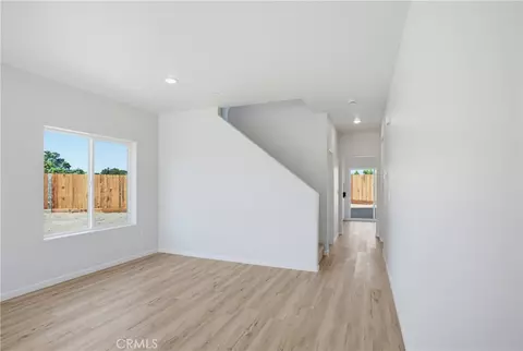 Entry Way - 444 Oleander Ct, Chowchilla, CA 93610 photo 1 of 7