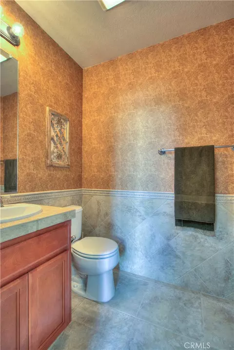 Bath - 1929 Geneva, Manteca, CA 95337 photo 2 of 7