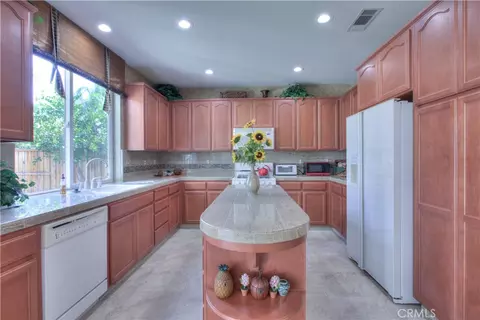 Kitchen - 1929 Geneva, Manteca, CA 95337 photo 2 of 6