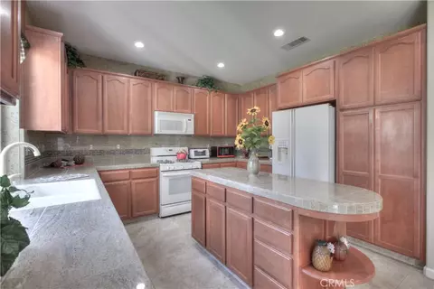 Kitchen - 1929 Geneva, Manteca, CA 95337 photo 4 of 6