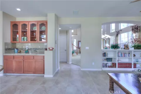 Entry Way - 1929 Geneva, Manteca, CA 95337 photo 3 of 8