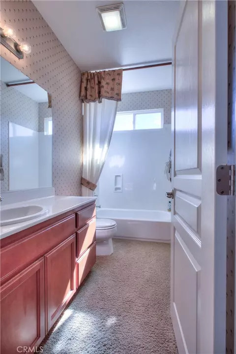 Bath - 1929 Geneva, Manteca, CA 95337 photo 7 of 7