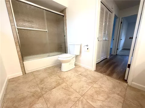 Bath - 3372 Wawona Ct, Merced, CA 95340 photo 1 of 5