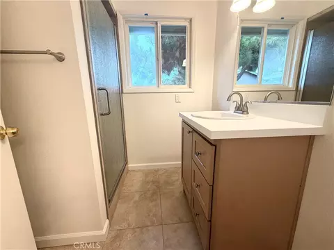 Bath - 3372 Wawona Ct, Merced, CA 95340 photo 4 of 5
