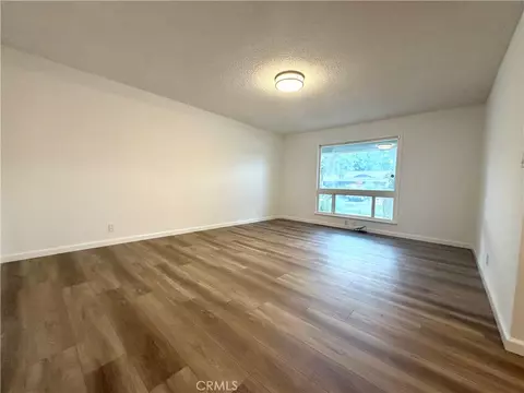 Living - 3372 Wawona Ct, Merced, CA 95340 photo 2 of 8