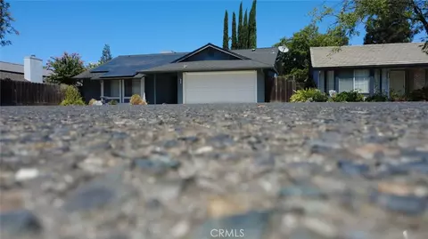 Exterior - 1111 E Donna Dr, Merced, CA 95340 photo 13 of 14