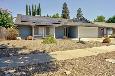 Exterior - 1111 E Donna Dr, Merced, CA 95340 photo 4 of 14