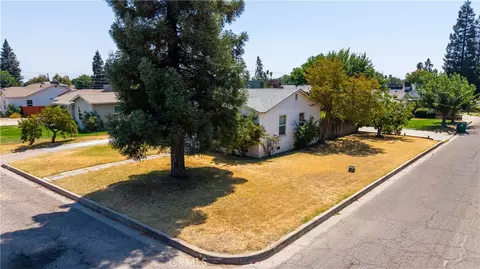 View/Area - 555 N 2nd, Chowchilla, CA 93610 photo 2 of 2