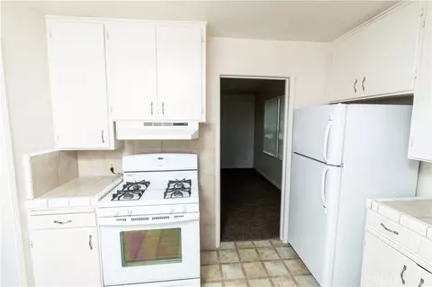 Kitchen - 555 N 2nd, Chowchilla, CA 93610 photo 5 of 6