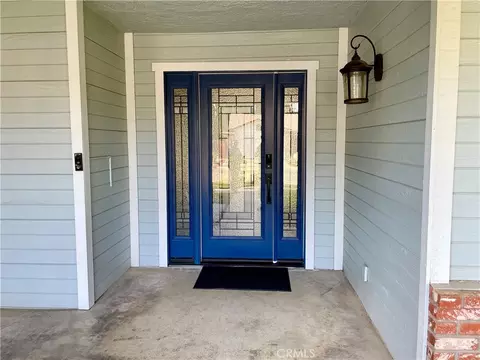 Entry Way - 887 Purdue Ct, Merced, CA 95348 photo 1 of 3