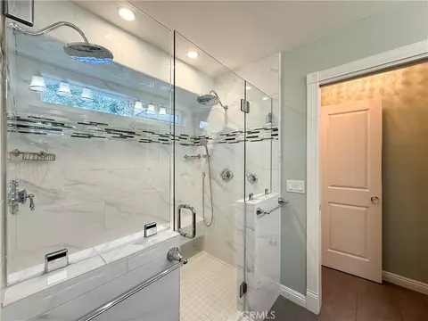 Bath - 887 Purdue Ct, Merced, CA 95348 photo 4 of 4