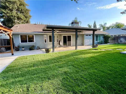 Exterior - 887 Purdue Ct, Merced, CA 95348 photo 9 of 10