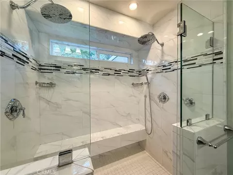 Bath - 887 Purdue Ct, Merced, CA 95348 photo 3 of 4
