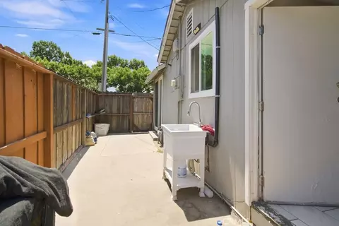 Exterior - 417 Sutter, Manteca, CA 95336 photo 2 of 7