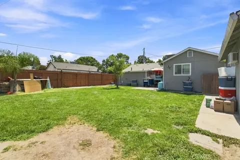 Exterior - 417 Sutter, Manteca, CA 95336 photo 5 of 7