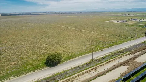 0 Dinkey, Rosamond, CA 93560 photo 5