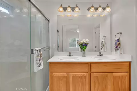 Bath - 362 Rhianon, Merced, CA 95341 photo 1 of 2