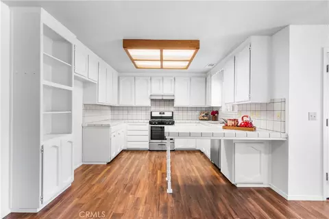 Kitchen - 1147 Pelican Ct, Merced, CA 95340 photo 1 of 3