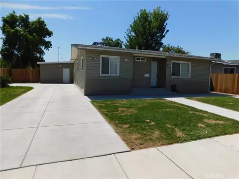 Exterior - 1780 W 8th, Merced, CA 95341 photo 4 of 33