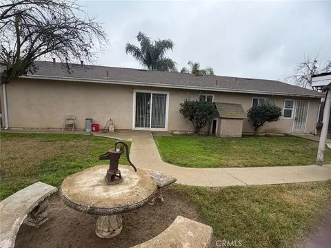 Exterior - 5109 Center, Modesto, CA 95357 photo 7 of 7