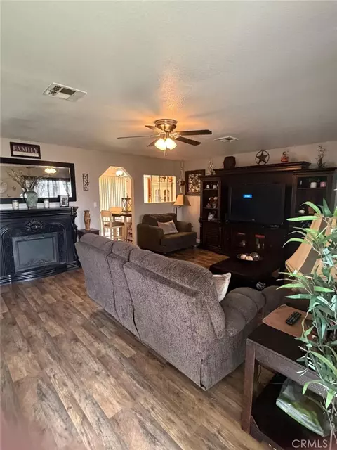 Living - 5109 Center, Modesto, CA 95357 photo 5 of 8
