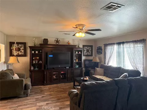 Living - 5109 Center, Modesto, CA 95357 photo 3 of 8