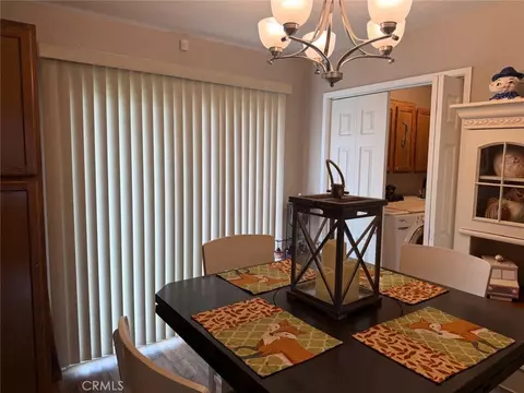 Dining - 5109 Center, Modesto, CA 95357 photo 4 of 5
