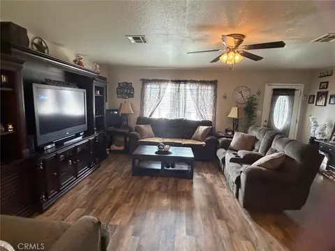 Living - 5109 Center, Modesto, CA 95357 photo 4 of 8