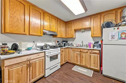 Kitchen - 9566 E Broadway, Planada, CA 95365 photo 6 of 6