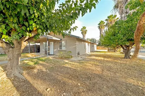 Exterior - 9566 E Broadway, Planada, CA 95365 photo 2 of 14
