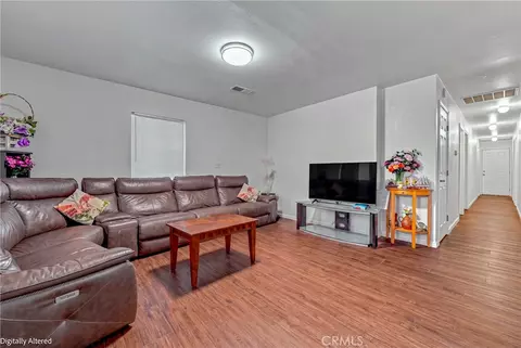 Entry Way - 9566 E Broadway, Planada, CA 95365 photo 3 of 5