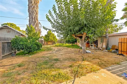 Exterior - 9566 E Broadway, Planada, CA 95365 photo 10 of 14