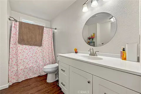 Bath - 9566 E Broadway, Planada, CA 95365 photo 2 of 2