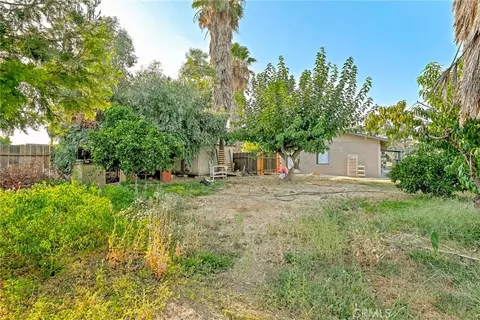 Exterior - 9566 E Broadway, Planada, CA 95365 photo 12 of 14