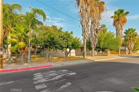 Exterior - 9566 E Broadway, Planada, CA 95365 photo 5 of 14