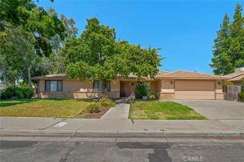 Exterior - 587 W Donna Dr, Merced, CA 95348 photo 3 of 8
