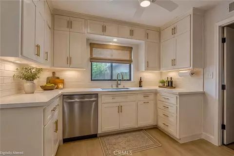Kitchen - 587 W Donna Dr, Merced, CA 95348 photo 6 of 6