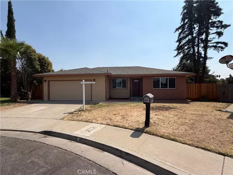 698 Roberts Ct, Merced, CA 95340 photo 3