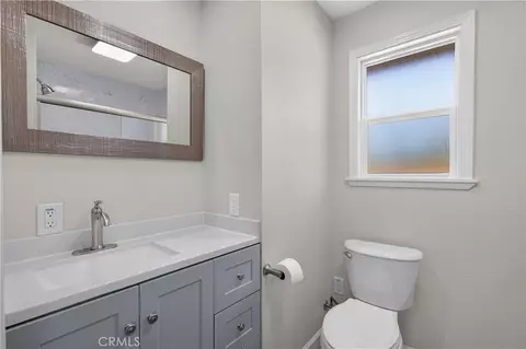 Bath - 698 Roberts Ct, Merced, CA 95340 photo 4 of 5