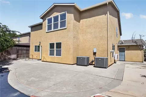 Exterior - 3851 Twilight Ave, Merced, CA 95348 photo 5 of 6