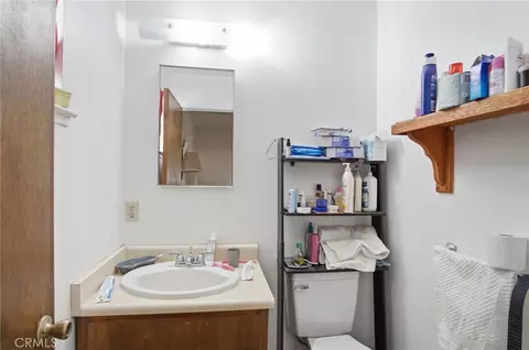 Bath - 9073 Kraft, Planada, CA 95365 photo 2 of 2