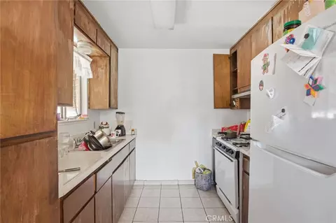Kitchen - 9073 Kraft, Planada, CA 95365 photo 1 of 1