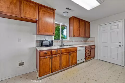 Kitchen - 2235 Dunn, Merced, CA 95340 photo 5 of 5