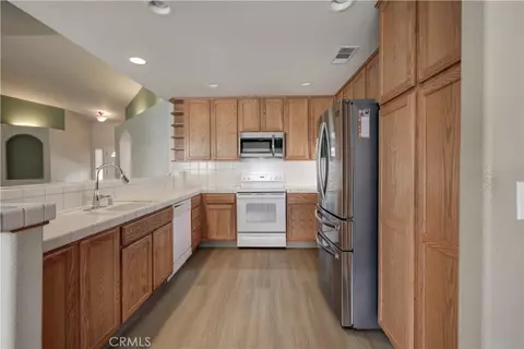 Kitchen - 1065 Mallard, Merced, CA 95340 photo 4 of 4