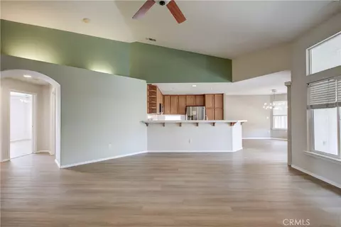 Living - 1065 Mallard, Merced, CA 95340 photo 2 of 11